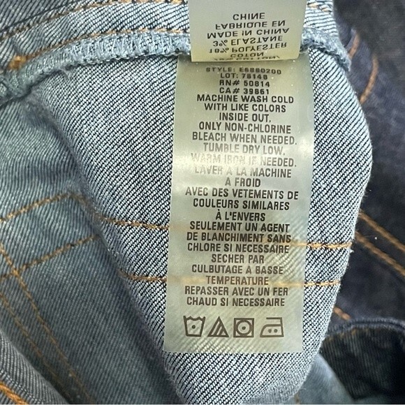 Elie Tahari Dark Blue Denim Straight Jeans with Faux Pockets, size 10 - Picture 10 of 10